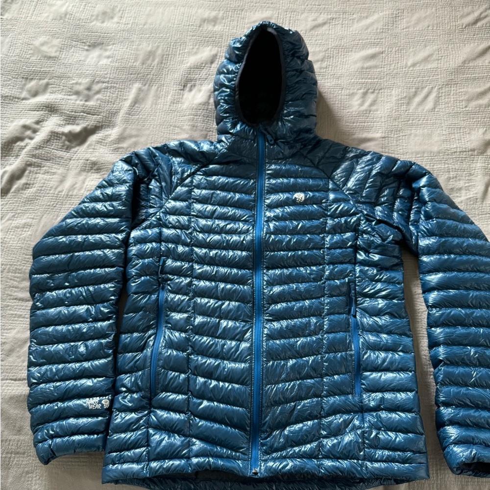 Mountain Hardware Men’s Ghost Whisper 2 down Hoody